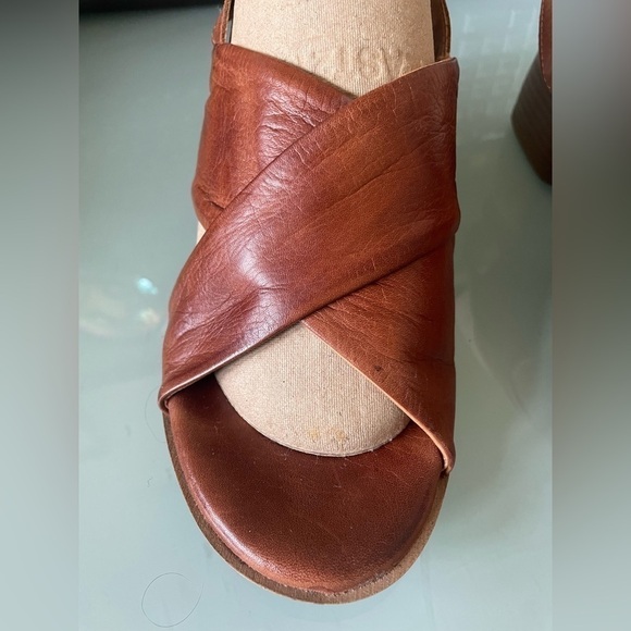 Miz Mooz Leather Sandals 2”  Stacked Block Heel Size 37 - Picture 6 of 13